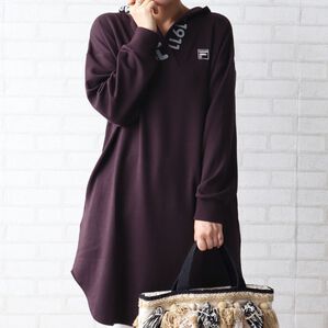 BELLUNA（ベルーナ）の「＜ＦＩＬＡ＞Ｖネックパーカーワンピース（カットソーワンピース）」｜詳細画像