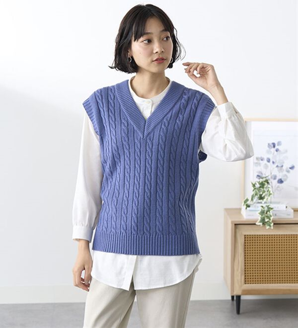 BELLUNA（ベルーナ）の「ニットベストアンサンブル（ベスト）」｜詳細画像