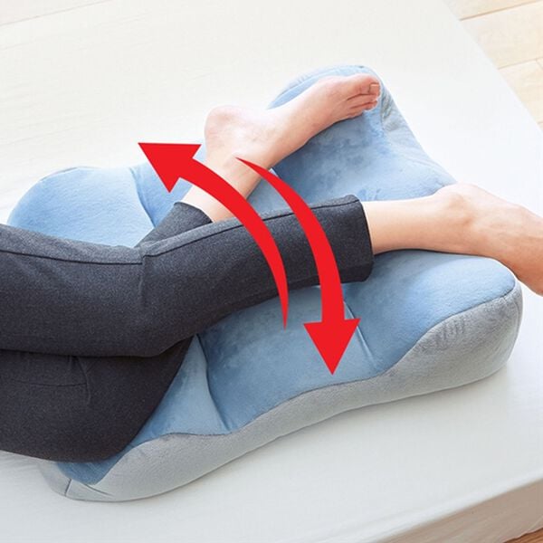 「のびのび腰痛対策脚クッション（クッション・クッションカバー）」｜詳細画像