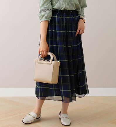 BELLUNA（ベルーナ）の「チェック柄プリントスカート（ロングスカート）」