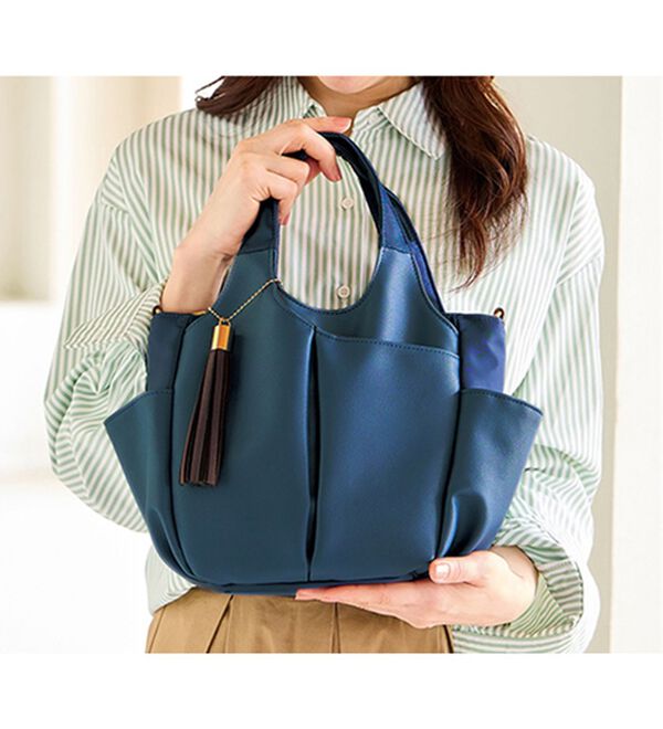 BELLUNA（ベルーナ）の「１０ポケット２ＷＡＹ柔らか軽量手提げ（ハンドバッグ）」｜詳細画像
