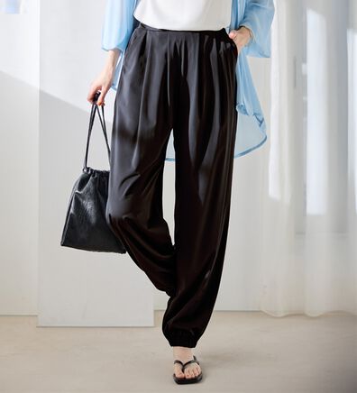 Viola e Viola（ヴィオラ エ ヴィオラ）の「伸びる！紫外線カット！さらテロイージージョガーパンツ（フルレングスパンツ）」