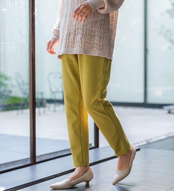 BELLUNA（ベルーナ）の「新触感！マシュマロみたいななめらかストレッチパンツ（フルレングスパンツ）」｜詳細画像