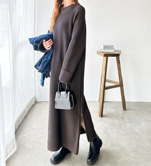 GeeRA（ジーラ）の「裾ファスナースリットニットワンピース（ニットワンピース）」｜チャコール