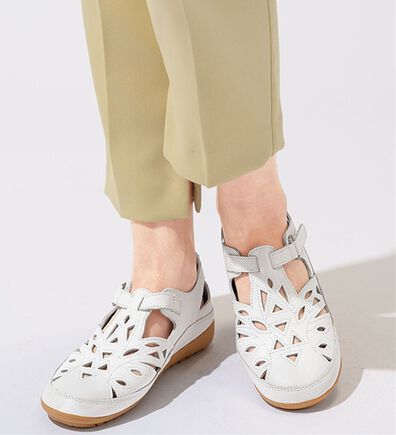 ルフラン（ルフラン）の「４Ｅ牛革ゆったりコンフォートシューズ（サンダル・ミュール）」