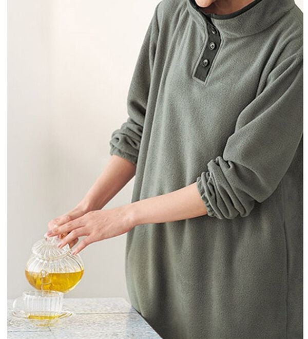 BELLUNA（ベルーナ）の「【レギンス付】すぐ快適！フリースワンピース（カットソーワンピース）」｜詳細画像