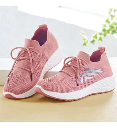 BELLUNA（ベルーナ）の「サイドポイント軽量ニットスニーカー（スニーカー）」