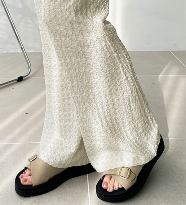 GeeRA（ジーラ）の「レース見えセミフレアイージーパンツ（フルレングスパンツ）」｜詳細画像