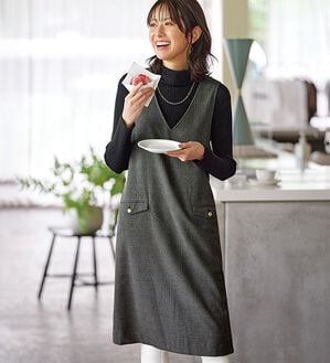 BELLUNA（ベルーナ）の「ウール調素材ポケット付ジャンパードレス（ジャンパースカート）」｜チャコール系チェック