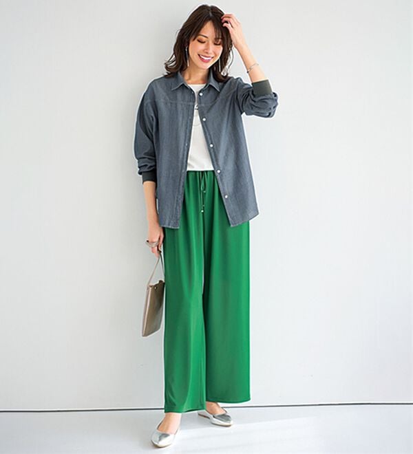 BELLUNA（ベルーナ）の「柔らかシアーデニム素材シャツチュニック（チュニック）」｜詳細画像