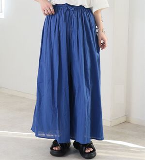 A HAPPY MARILYN（アハッピーマリリン）の「【Ｌ～６Ｌ】【２丈展開】【風通るプレミアム】綿・楊柳、ギャザーフレアスカンツ。（ワイドパンツ・ガウチョ）」｜ロイヤルブルー