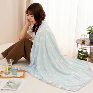 iellio（イエリオ）の「フレスコ冷感マルチブランケット＜接触冷感・大判サイズ＞（肌掛布団・タオルケット）」｜詳細画像
