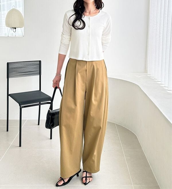 GeeRA（ジーラ）の「楽なのに美脚見えワイドカーブパンツ（フルレングスパンツ）」｜詳細画像