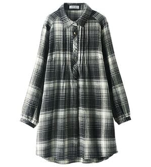 BELLUNA（ベルーナ）の「多ボタン使いチェック柄シャツチュニック（チュニック）」｜モノトーン系