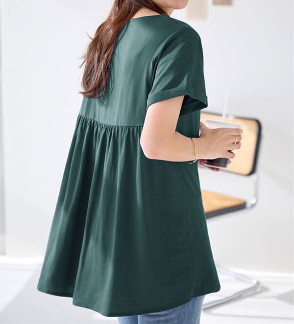 Viola e Viola（ヴィオラ エ ヴィオラ）の「すっきり魅せ切替Ａラインチュニック（チュニック）」｜詳細画像