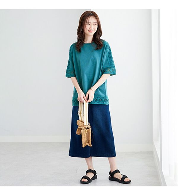 BELLUNA（ベルーナ）の「花柄レース使いデザインプルオーバー（カットソー）」｜詳細画像