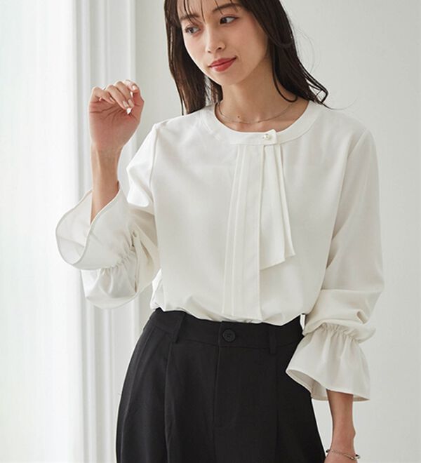 RANAN（ラナン）の「パール付きボウタイブラウス（ブラウス）」｜ホワイト