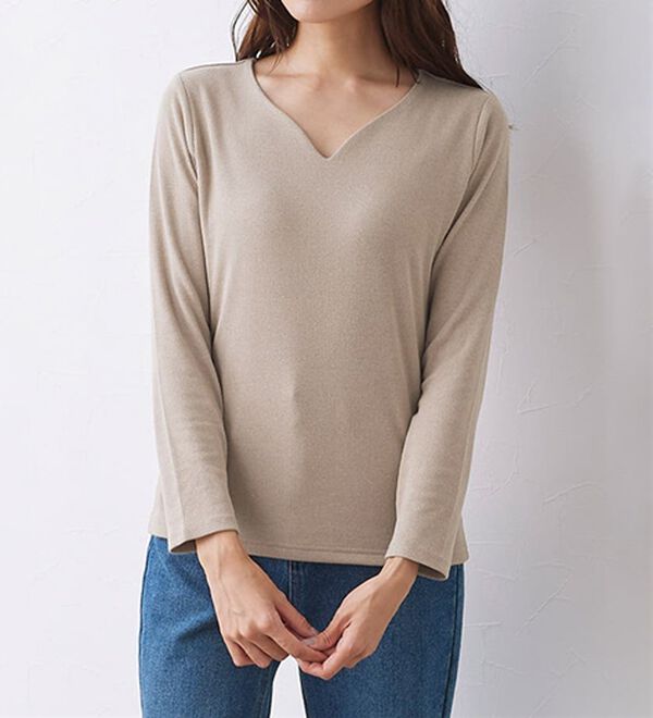 Pierrot（ピエロ）の「【ネックが選べる】テレコリブカットソー（カットソー）」｜詳細画像