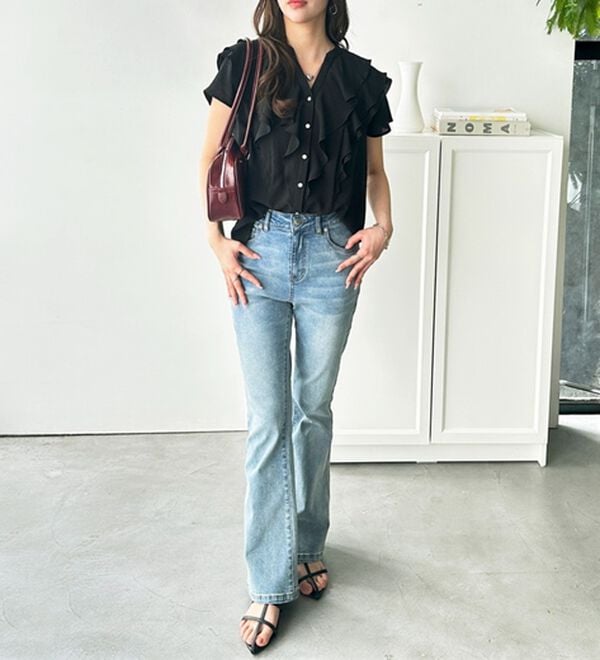 GeeRA（ジーラ）の「ラッフルフリルハーフスリーブブラウス（ブラウス）」｜詳細画像