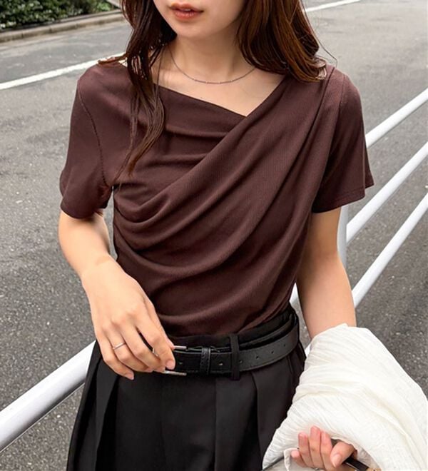 RANAN（ラナン）の「【ひんやり／着映え】上品ドレープリブＴシャツ（カットソー）」｜詳細画像