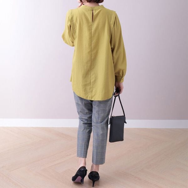 BELLUNA（ベルーナ）の「ビンテージ素材肩タックデザインブラウス（ブラウス）」｜詳細画像