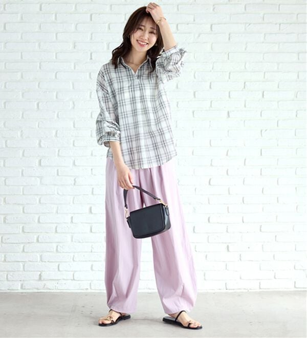 BELLUNA（ベルーナ）の「袖タックデザインスキッパーシャツ（シャツ）」｜詳細画像