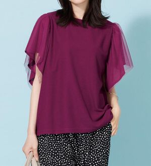 BELLUNA（ベルーナ）の「チュール使いフリル袖プルオーバー（カットソー）」｜ラズベリー