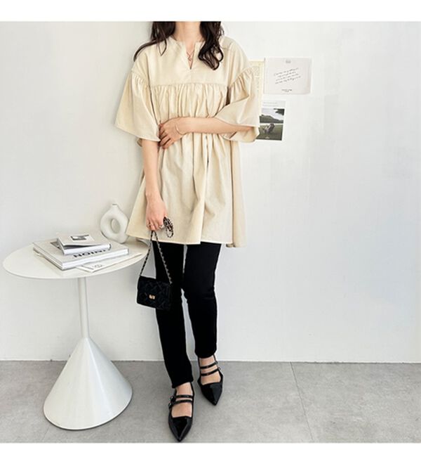 GeeRA（ジーラ）の「フレアー袖キーネックブラウス（ブラウス）」｜詳細画像