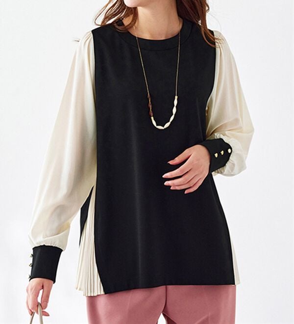 BELLUNA（ベルーナ）の「サイドプリーツ袖ボタン使いプルオーバー（カットソー）」｜詳細画像