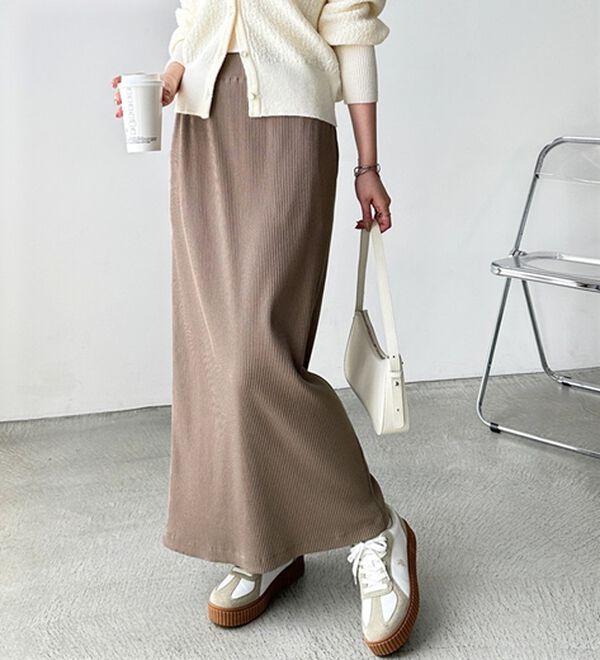 GeeRA（ジーラ）の「【着回し力◎】楽ちんすっきり見え！リブロングスカート（ロングスカート）」｜詳細画像