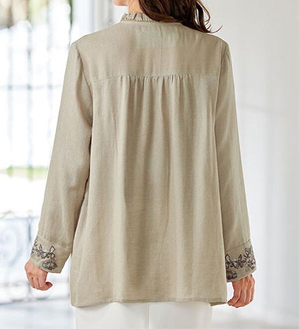 BELLUNA（ベルーナ）の「刺しゅう切替デザインブラウス（ブラウス）」｜詳細画像