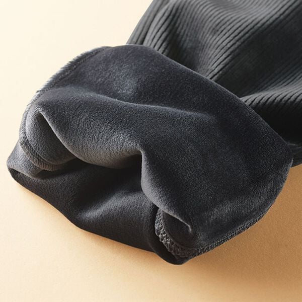 BELLUNA（ベルーナ）の「＜着るホカロン＞裏ベロアストレッチコーデュロイパンツ（フルレングスパンツ）」｜詳細画像