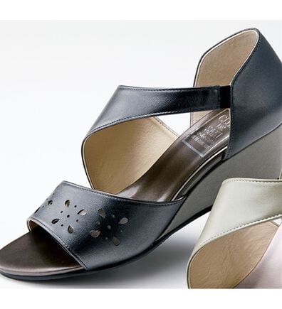 BELLUNA（ベルーナ）の「日本製牛革エレガントパンプス（パンプス）」