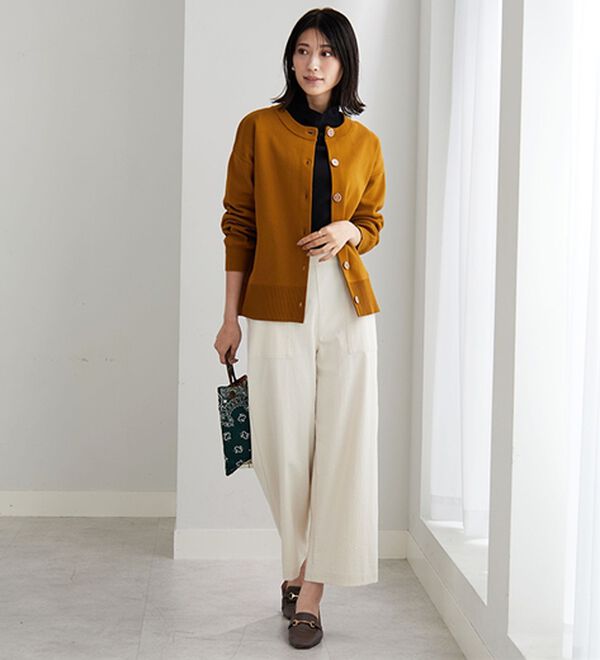 BELLUNA（ベルーナ）の「吸湿発熱ハイネックプルオーバー（カットソー）」｜詳細画像