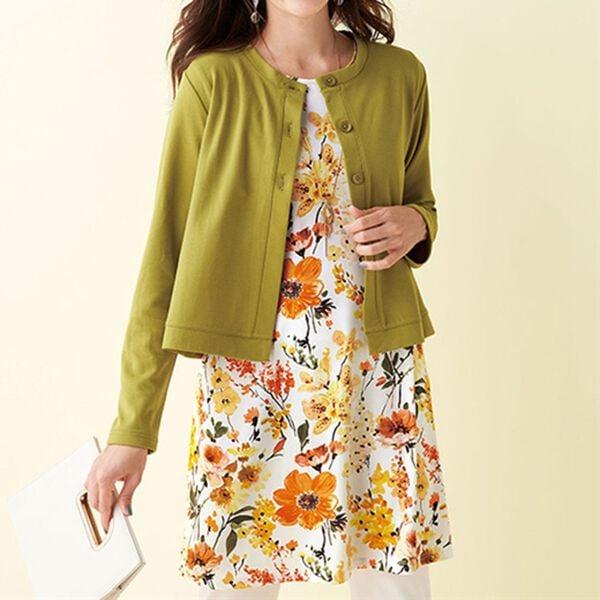 BELLUNA（ベルーナ）の「＜トランスファーテックス＞フラワープリントアンサンブル（アンサンブル）」｜詳細画像