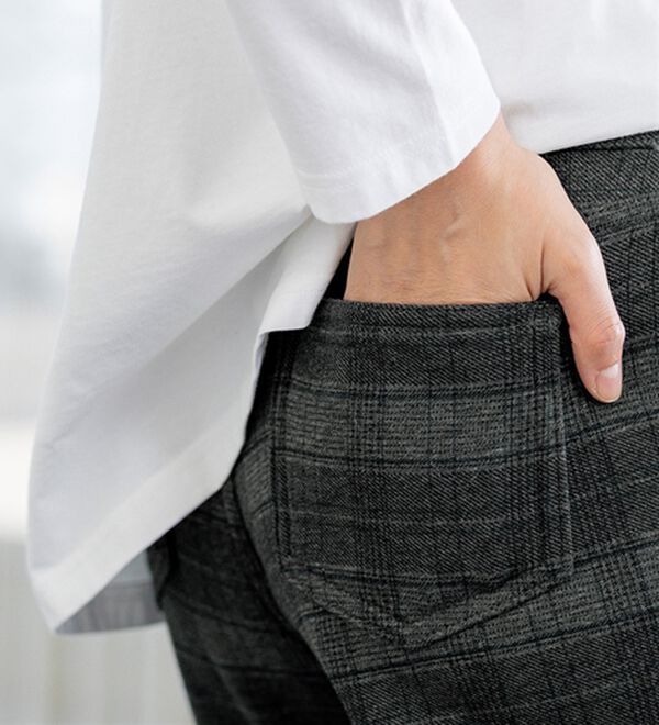 BELLUNA（ベルーナ）の「【あったか仕様♪】すっきり見え！裏ファーパンツ（フルレングスパンツ）」｜詳細画像