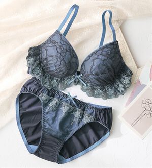 YU'NOW（ユナウ）の「ｔｏ　ｍｅｅブラ＆ショーツ（ブラジャー＆ショーツセット）」｜グレー系その他