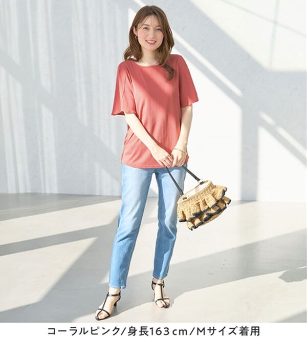 alotta（アロッタ）の「【4つの機能付】ひんやりチューリップ袖ブラウスTシャツ（カットソー）」｜詳細画像