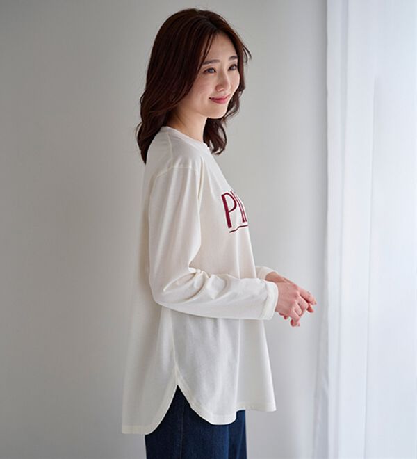 BELLUNA（ベルーナ）の「綿１００％素材フロッキーロゴ長袖Ｔシャツ（Tシャツ）」｜詳細画像