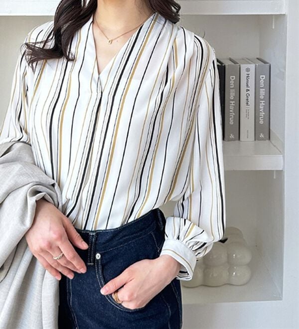 GeeRA（ジーラ）の「シルエットきれい！上品7分袖デザインブラウス（ブラウス）」｜詳細画像