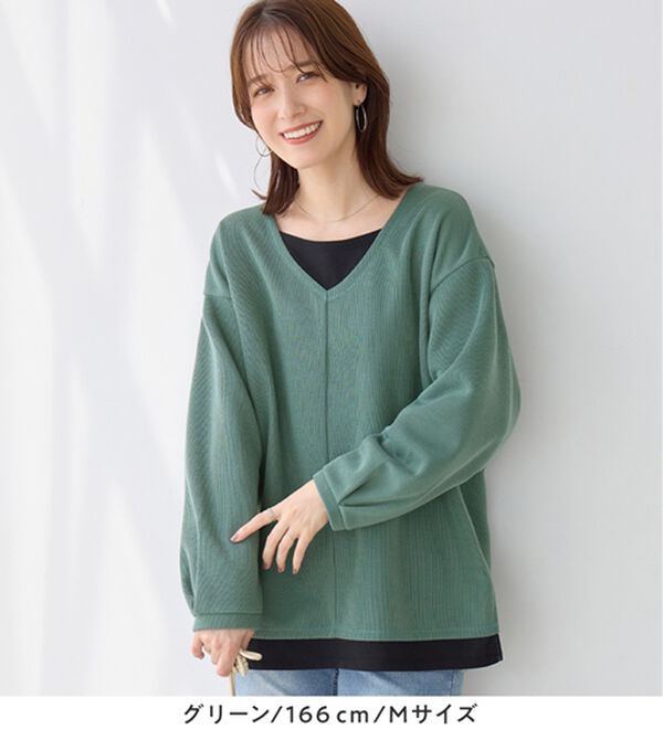 Viola e Viola（ヴィオラ エ ヴィオラ）の「微起毛あったかレイヤード風Ｖネックトップス（カットソー）」｜詳細画像