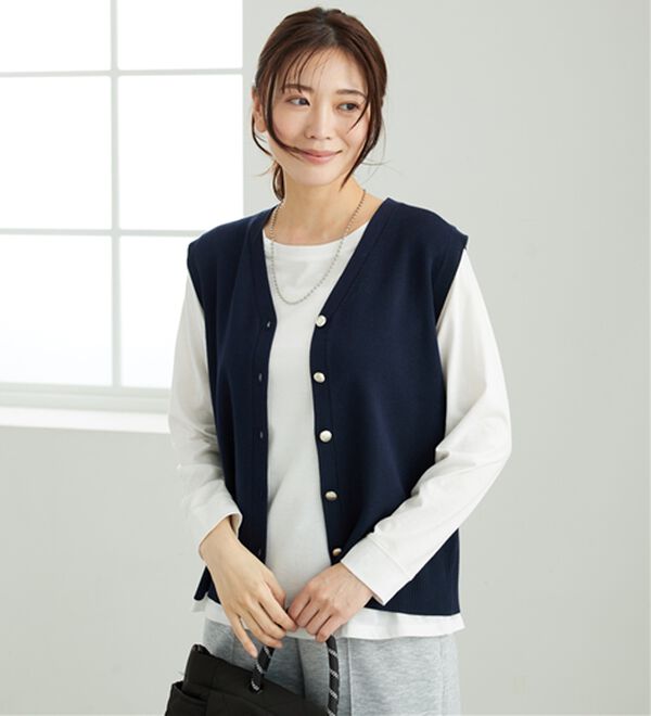 「金ボタン使いニットベスト（ベスト）」｜詳細画像