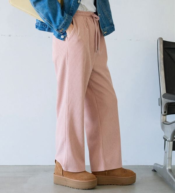 BELLUNA（ベルーナ）の「なめらかコーデュロイワイドパンツ（ワイドパンツ・ガウチョ）」｜詳細画像