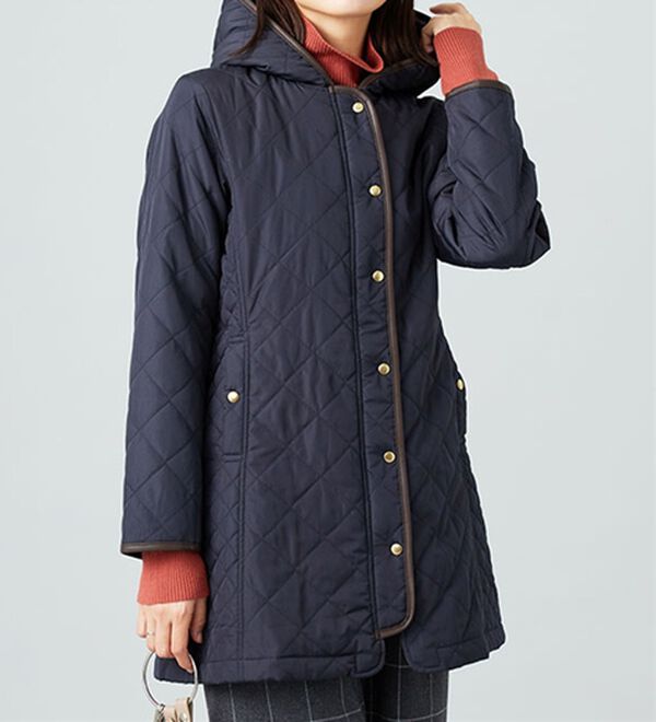 BELLUNA（ベルーナ）の「パイピング使いキルトデザインコート（ロングコート）」｜詳細画像