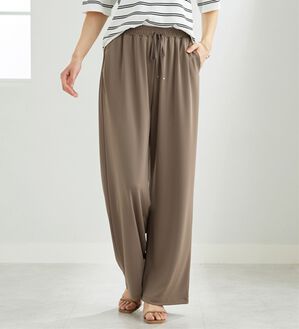 BELLUNA（ベルーナ）の「シャリさら！快適ドロストワイドパンツ（ワイドパンツ・ガウチョ）」｜モカ