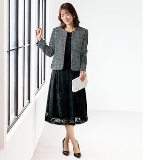 BELLUNA（ベルーナ）の「花柄オパール素材ワンピースアンサンブル（ワンピースセットスーツ）」｜黒系