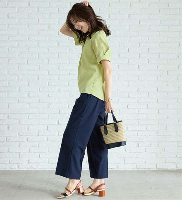 BELLUNA（ベルーナ）の「麻調合繊パール付タックデザインブラウス（ブラウス）」｜詳細画像