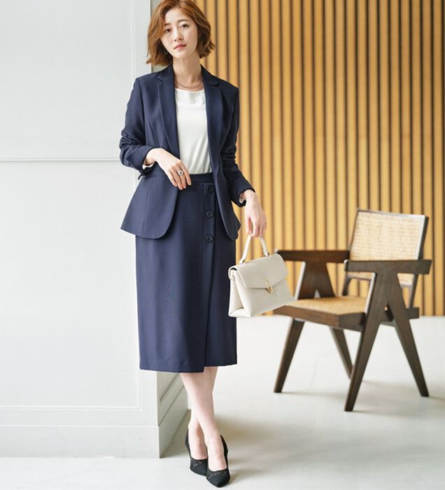 限定SALE，100%新品 UNTITLED フォーマル セットアップ スカートスーツ