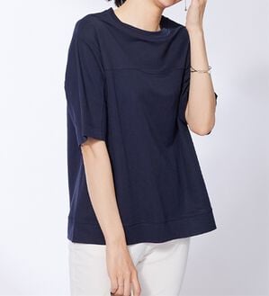 BELLUNA（ベルーナ）の「涼感素材切替デザインプルオーバー（カットソー）」｜ネイビー