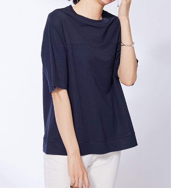 BELLUNA（ベルーナ）の「涼感素材切替デザインプルオーバー（カットソー）」｜ネイビー
